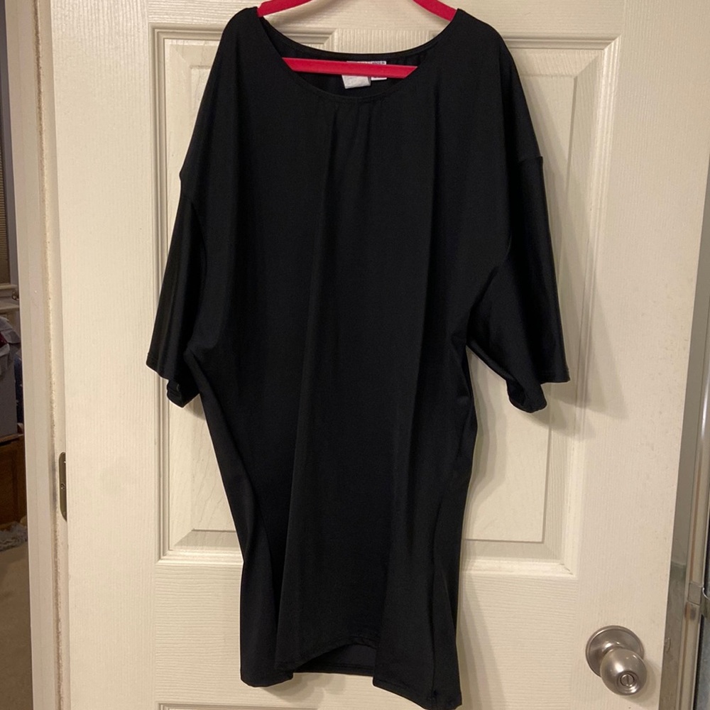 2x insta-slim shirt. Shaper shirt with wide arms